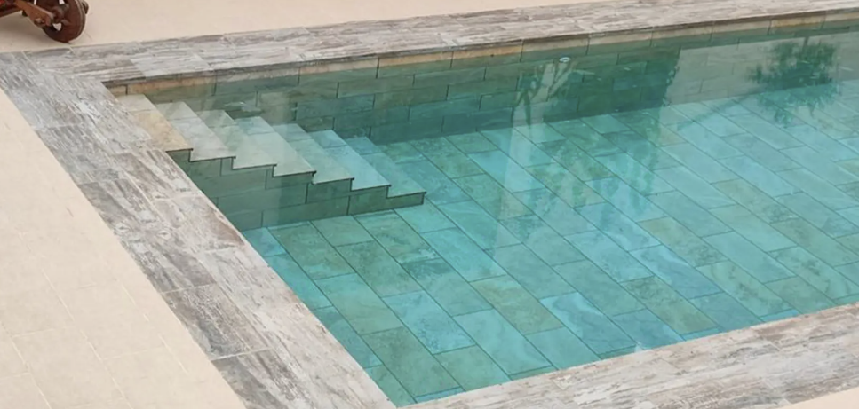 coronaciones de piscinas porcelanicas
